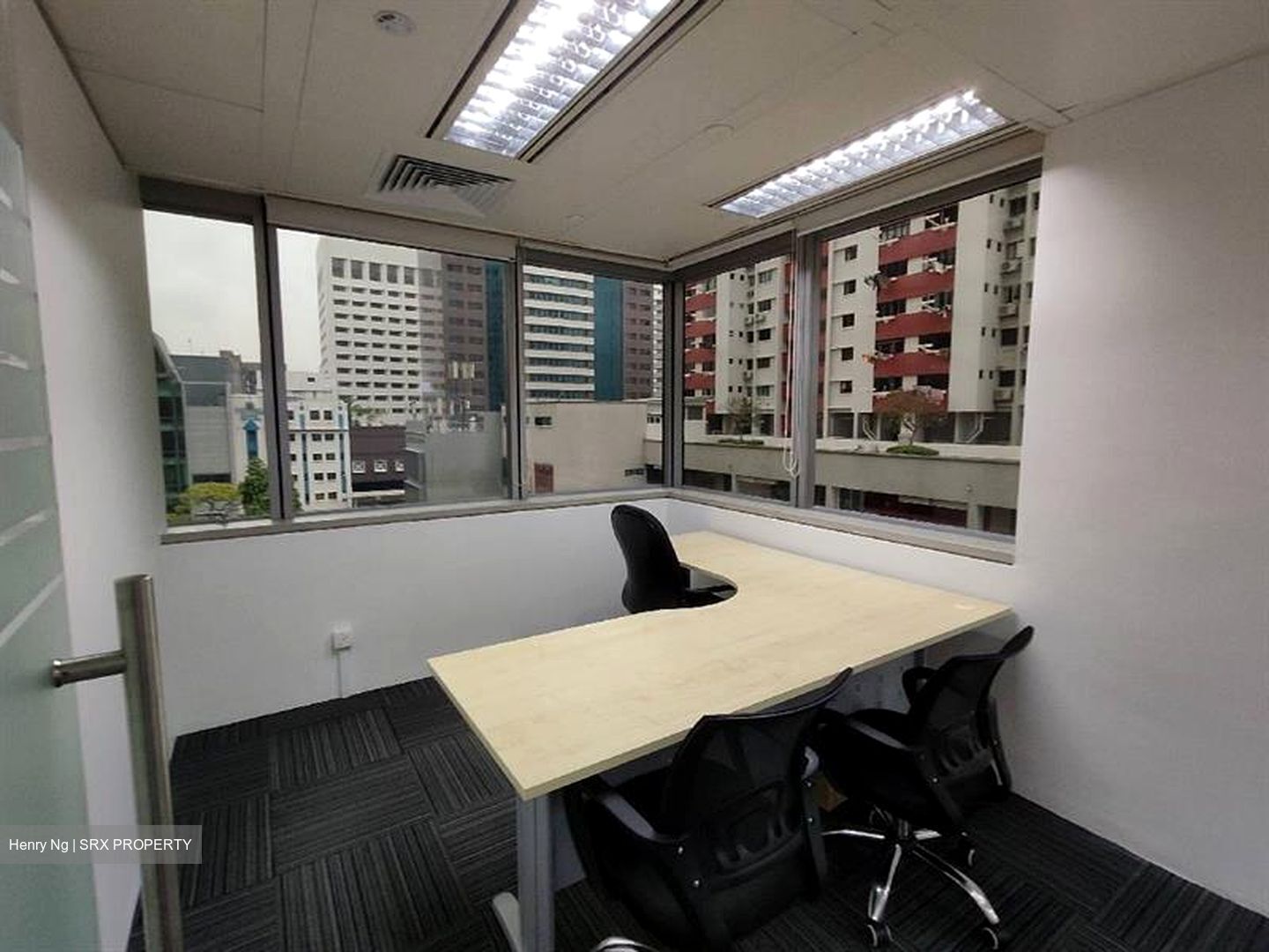 Odeon Towers (D7), Office #503392971